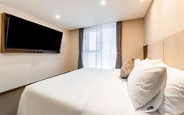 Hound Hotel Gijang Osiria Busan 2*,  South Korea