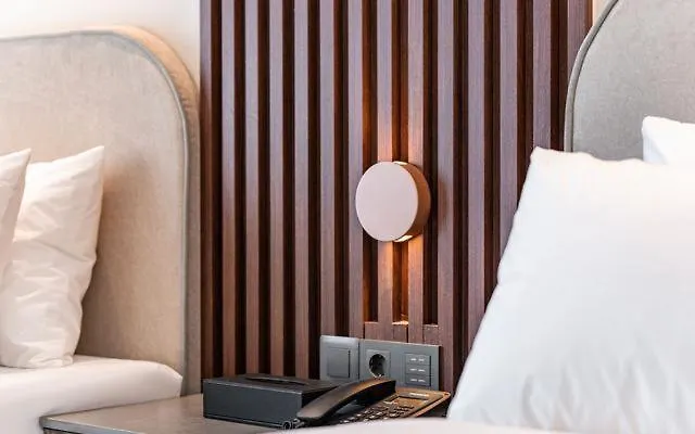 Hound Hotel Gijang Osiria Busan 2*,